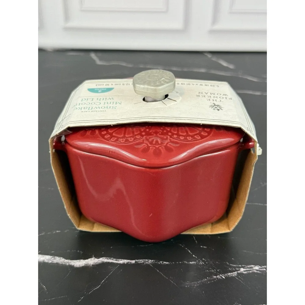 NIB The Pioneer Woman Red Vintage Lace Snowflake Mini Coquette with Lid 5